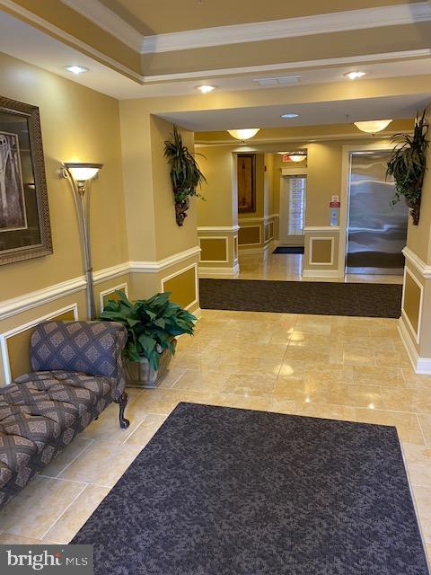 KING FARM VILLAGE - Residential Lease