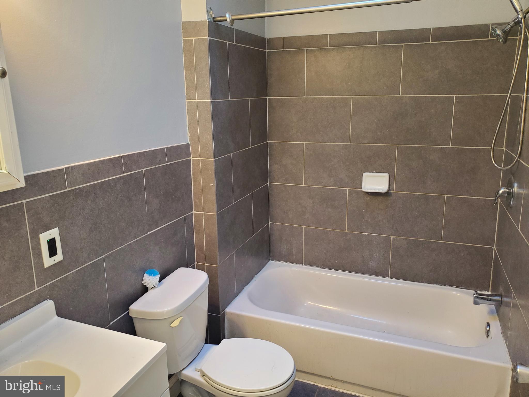 OVERBROOK - Residential