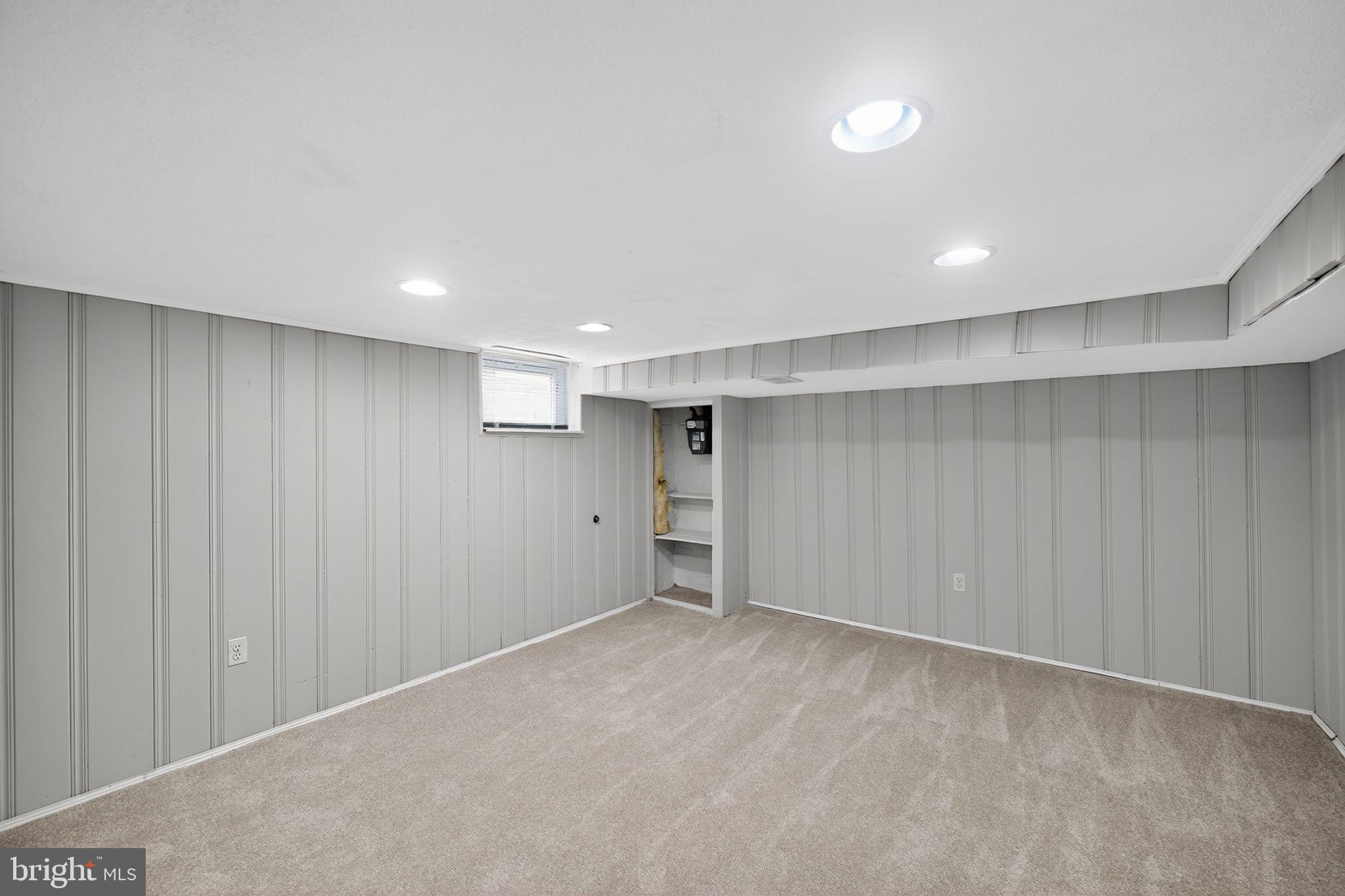 GAYLORD MANOR - Residential