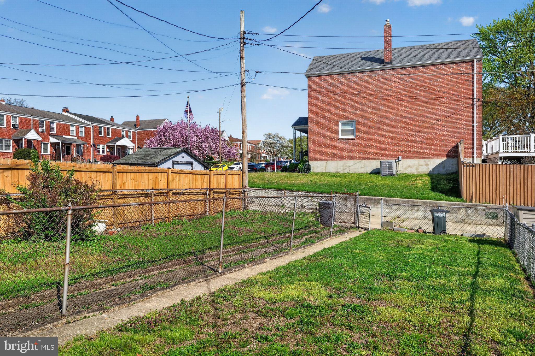 GAYLORD MANOR - Residential