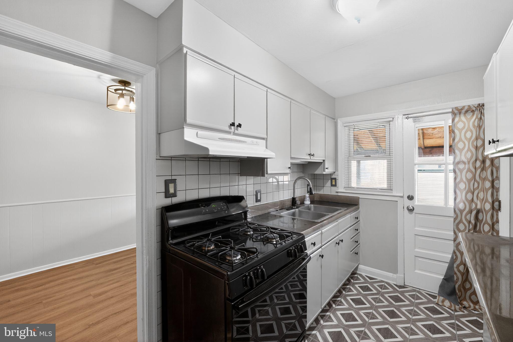 GAYLORD MANOR - Residential