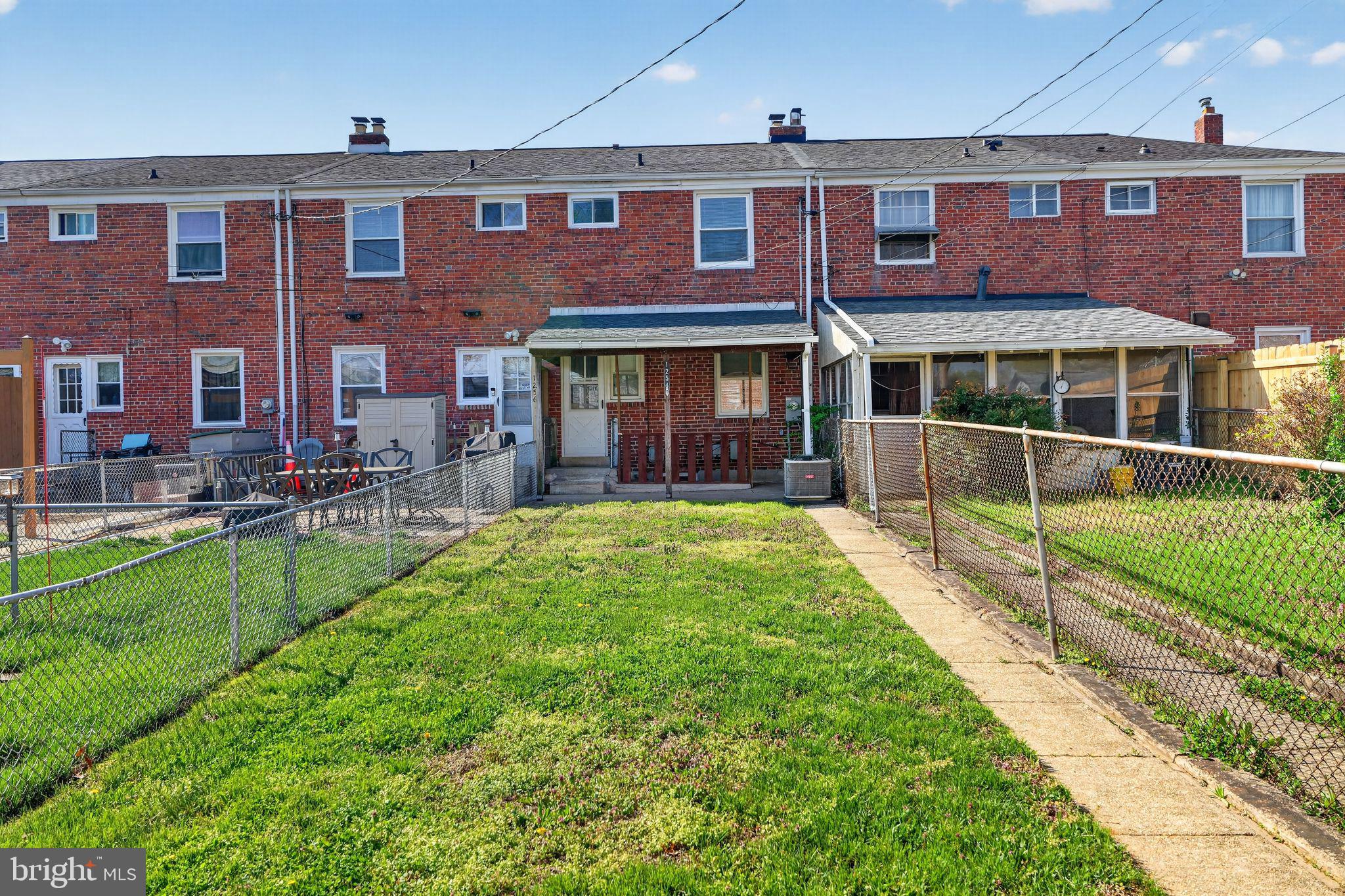 GAYLORD MANOR - Residential