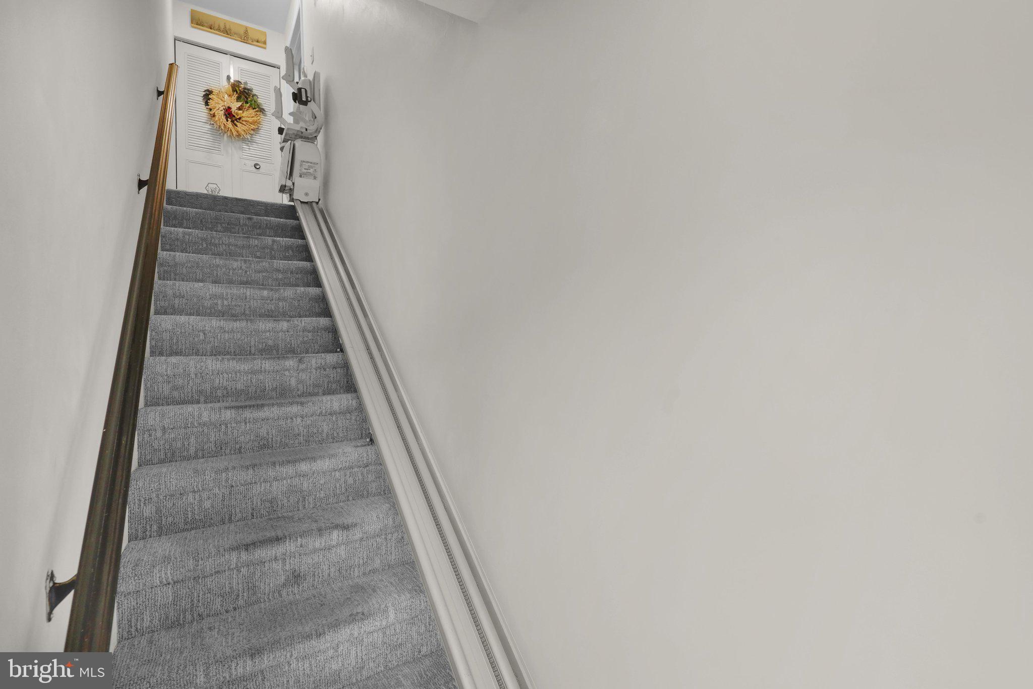 7 ALPINE COURT B