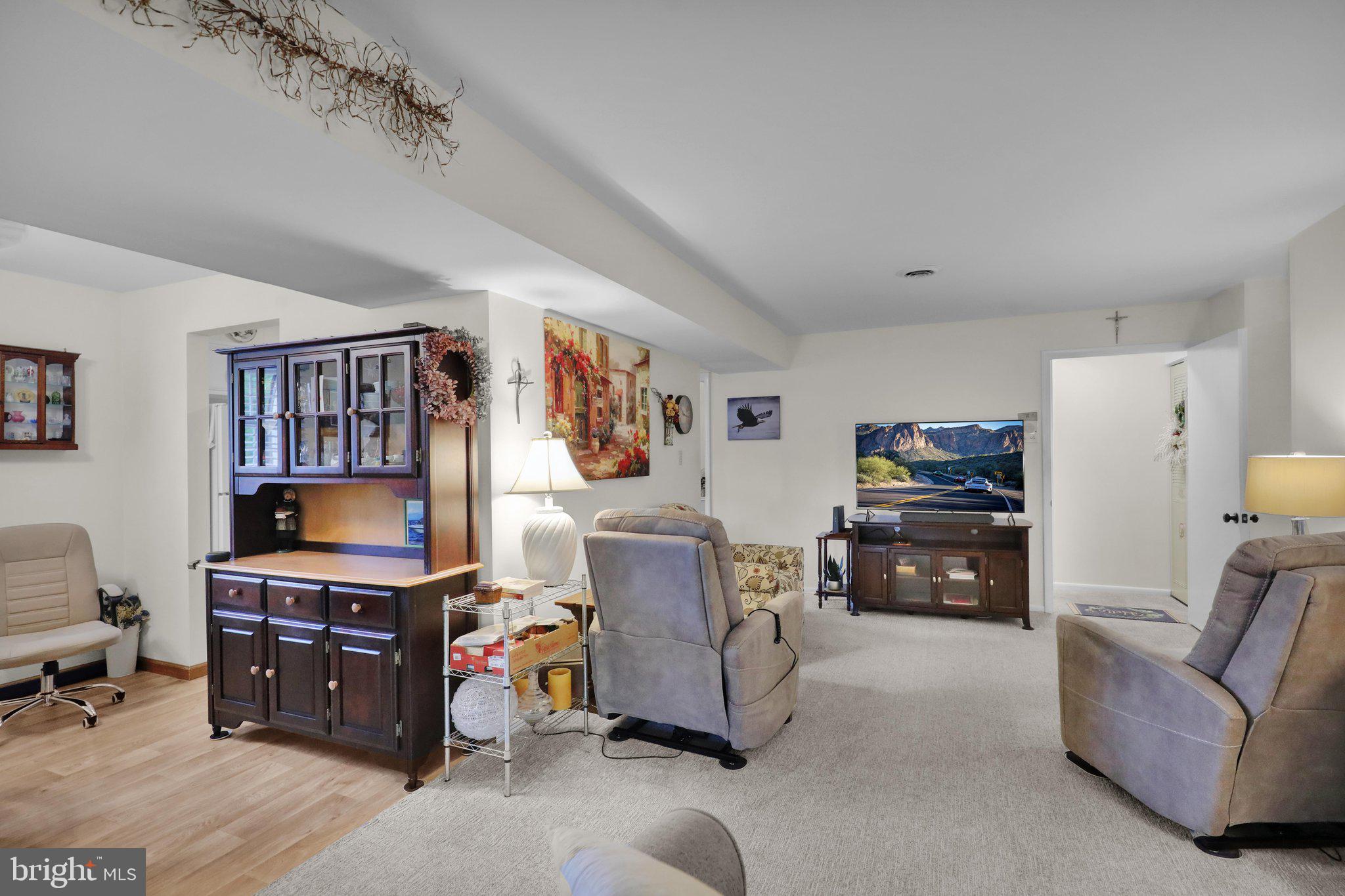 7 ALPINE COURT B