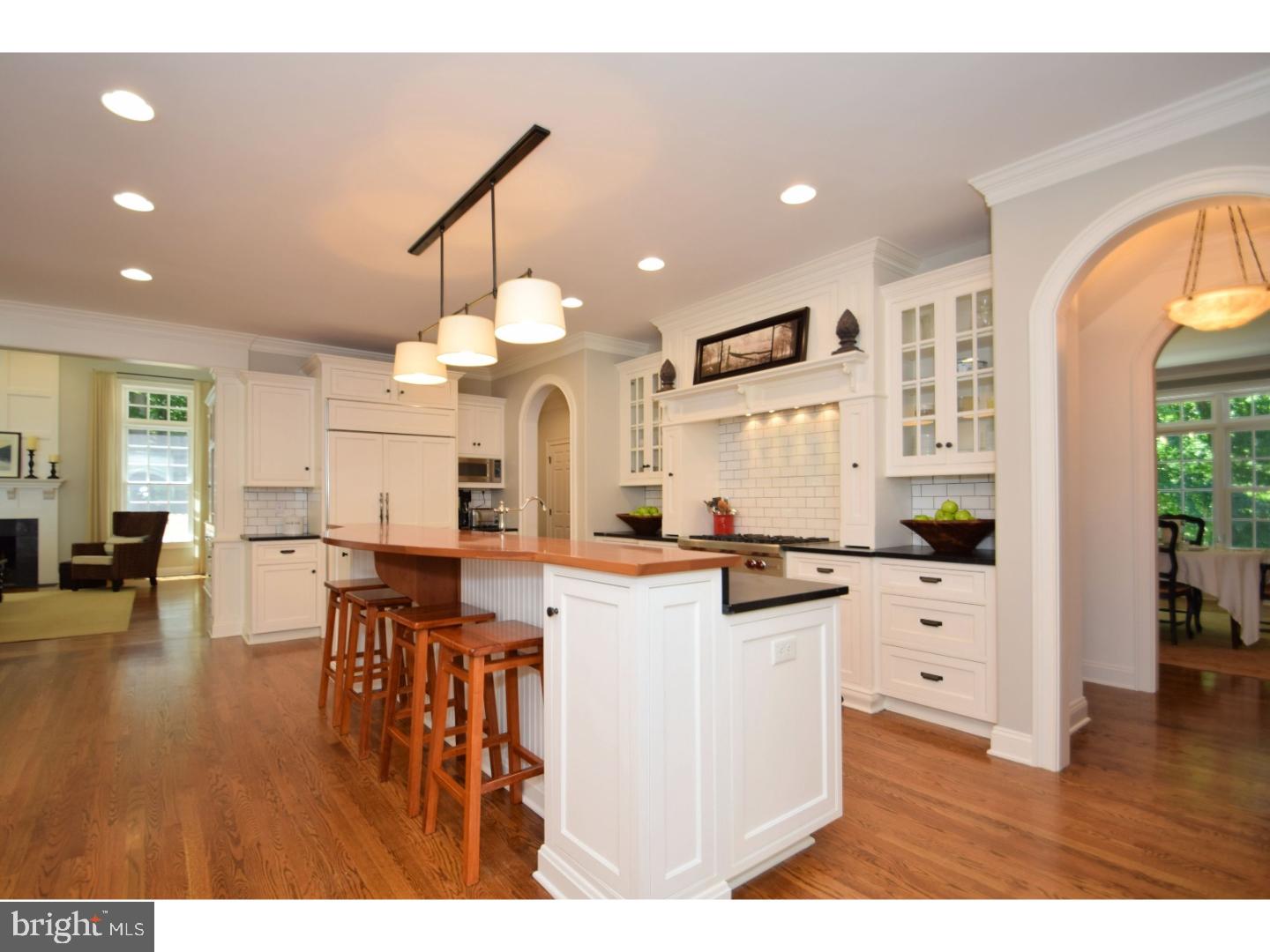 STONE MOUNT @ JERI - Residential