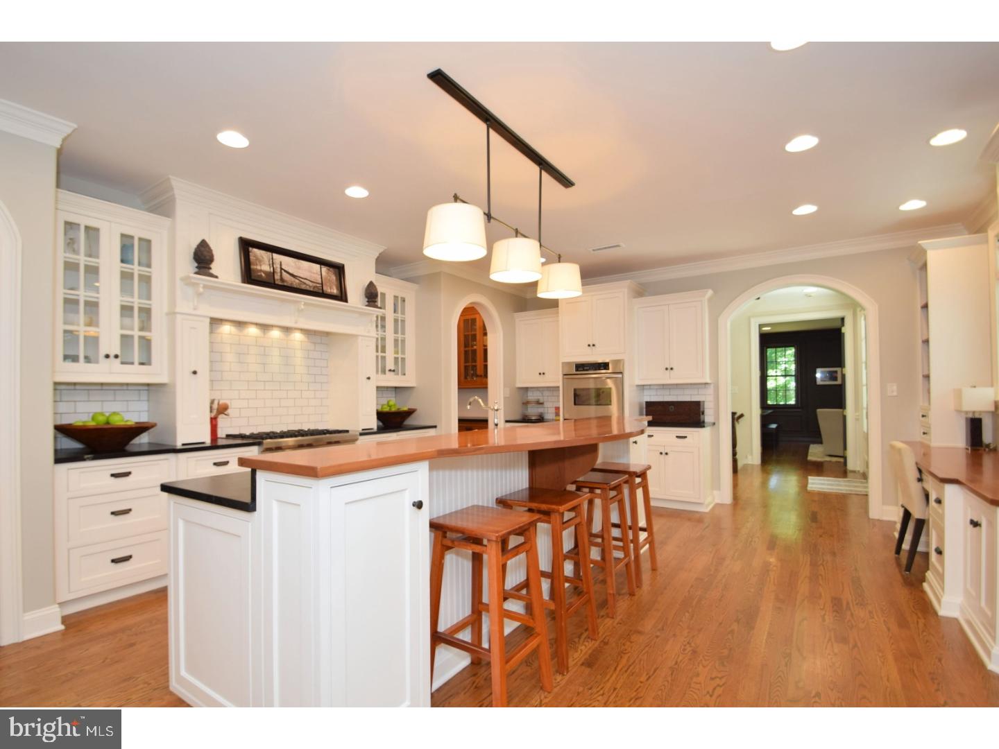 STONE MOUNT @ JERI - Residential