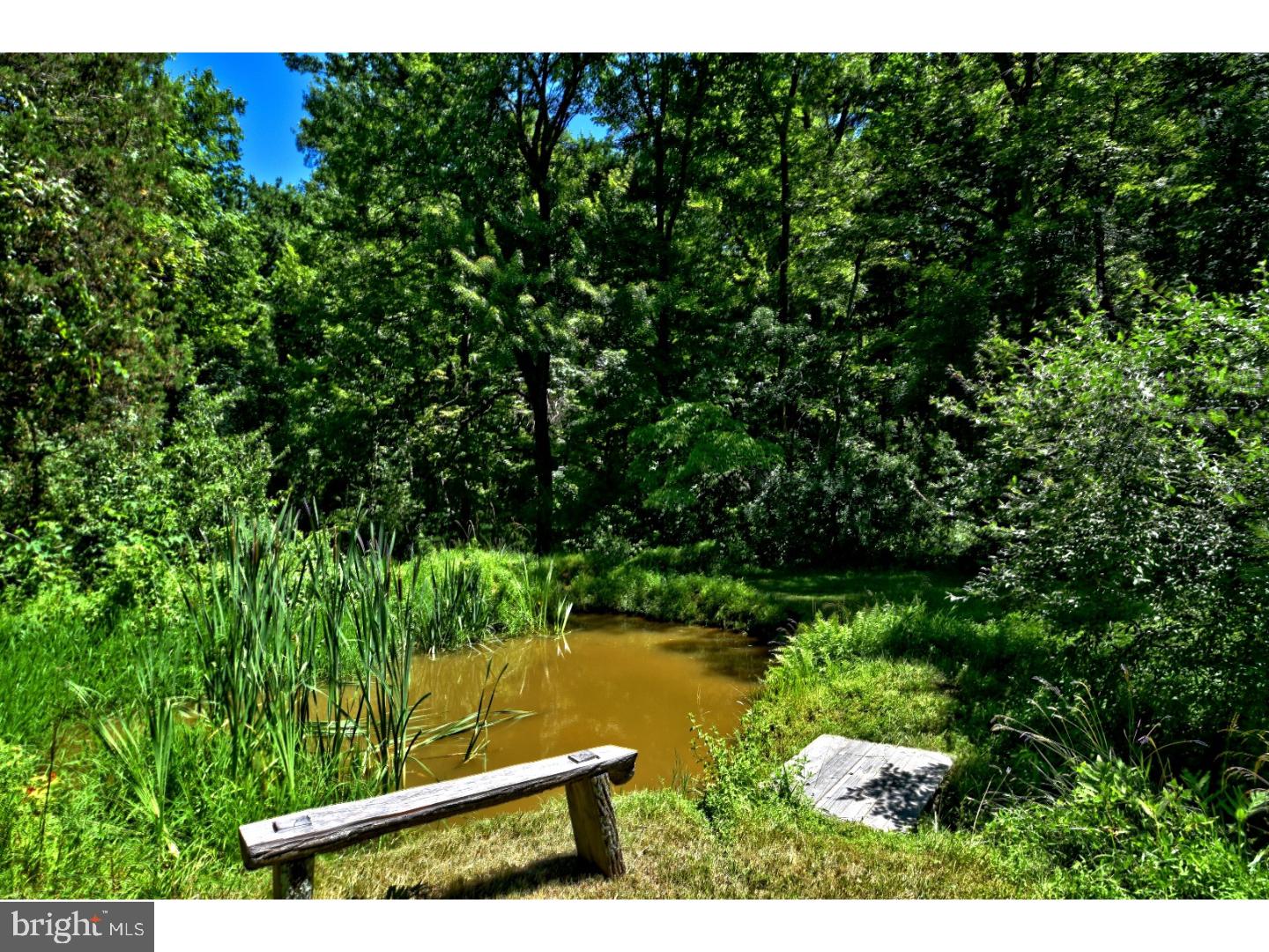 STONE MOUNT @ JERI - Residential