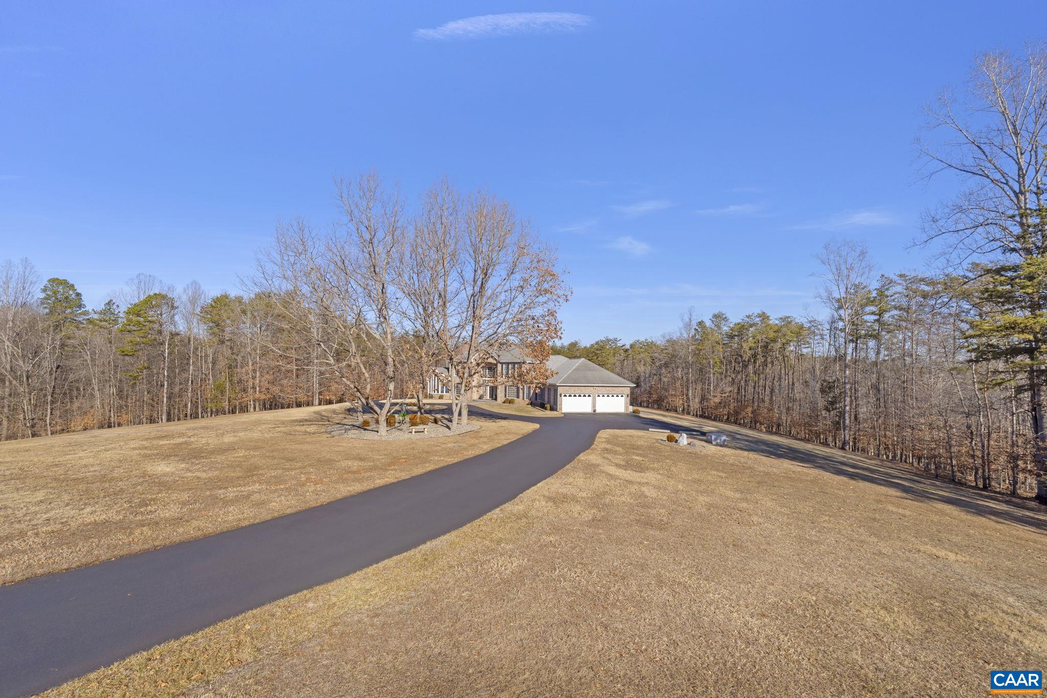 BROKEN ISLAND - Residential