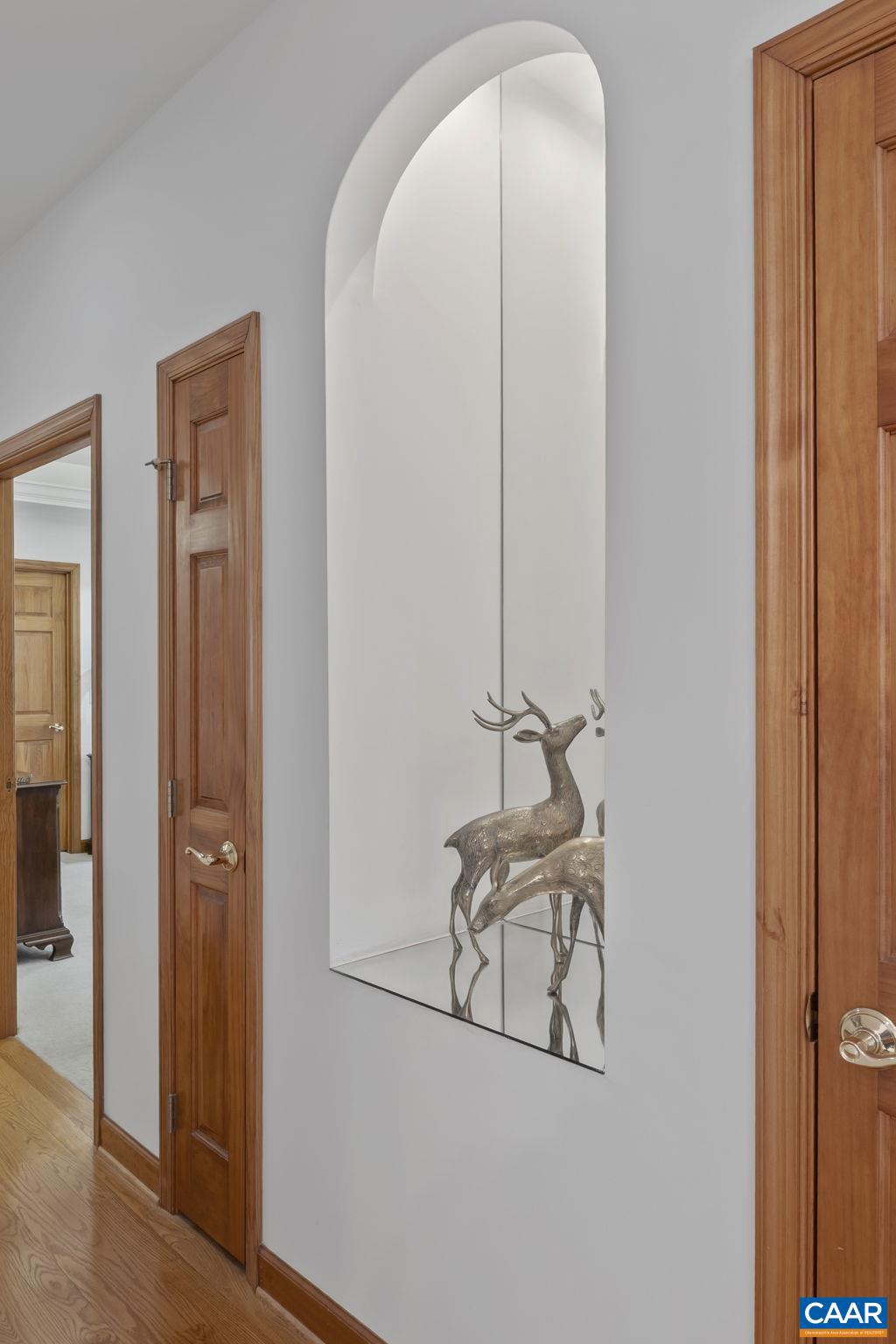 BROKEN ISLAND - Residential