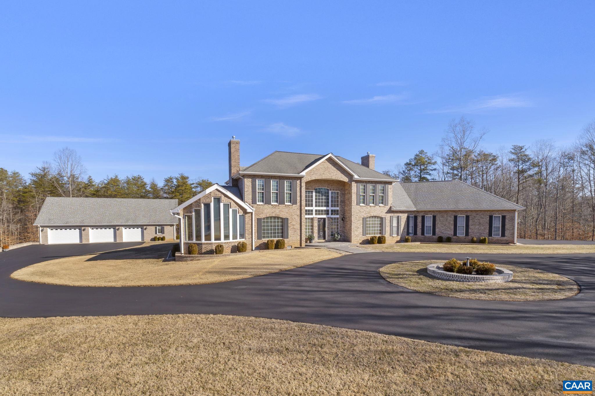 BROKEN ISLAND - Residential