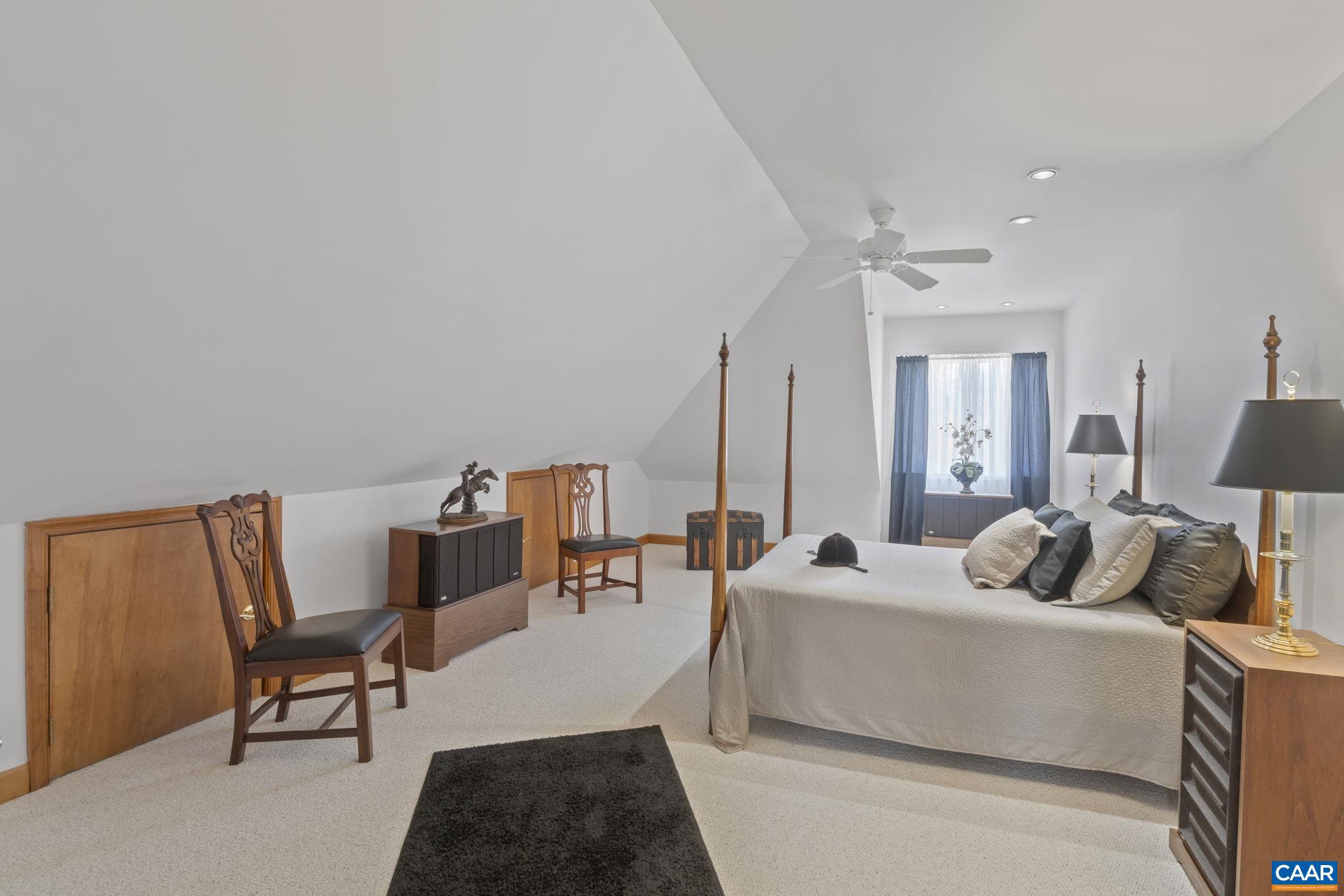 BROKEN ISLAND - Residential