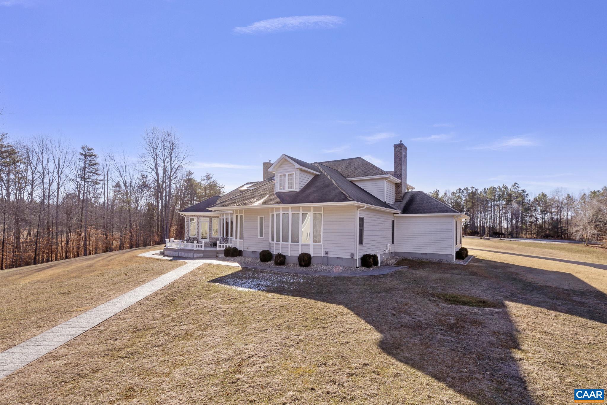 BROKEN ISLAND - Residential