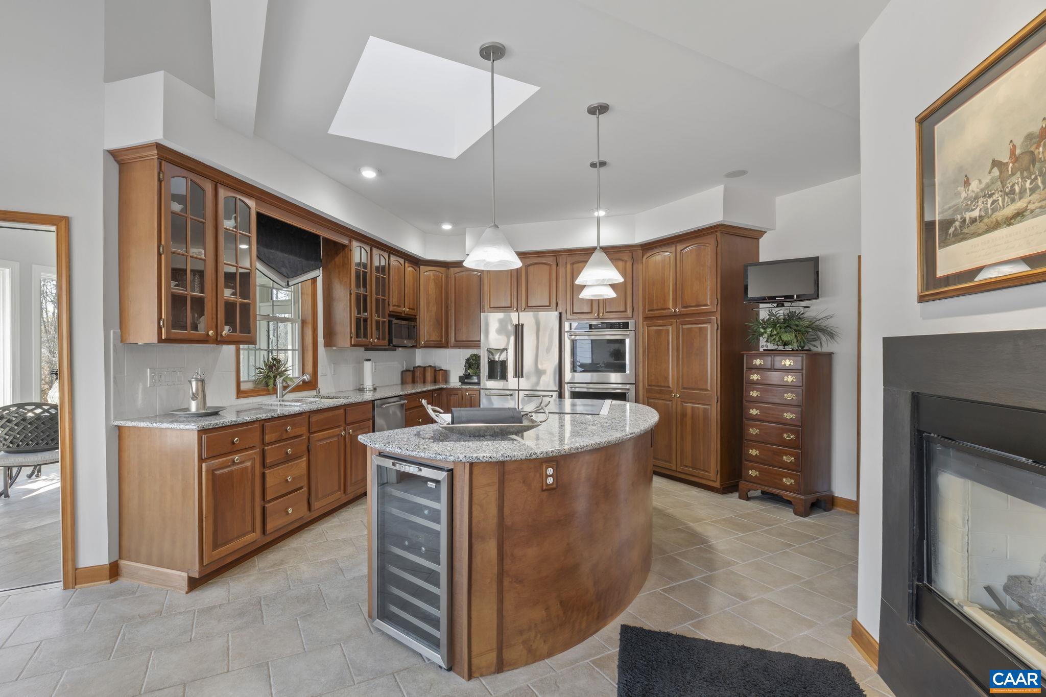 BROKEN ISLAND - Residential