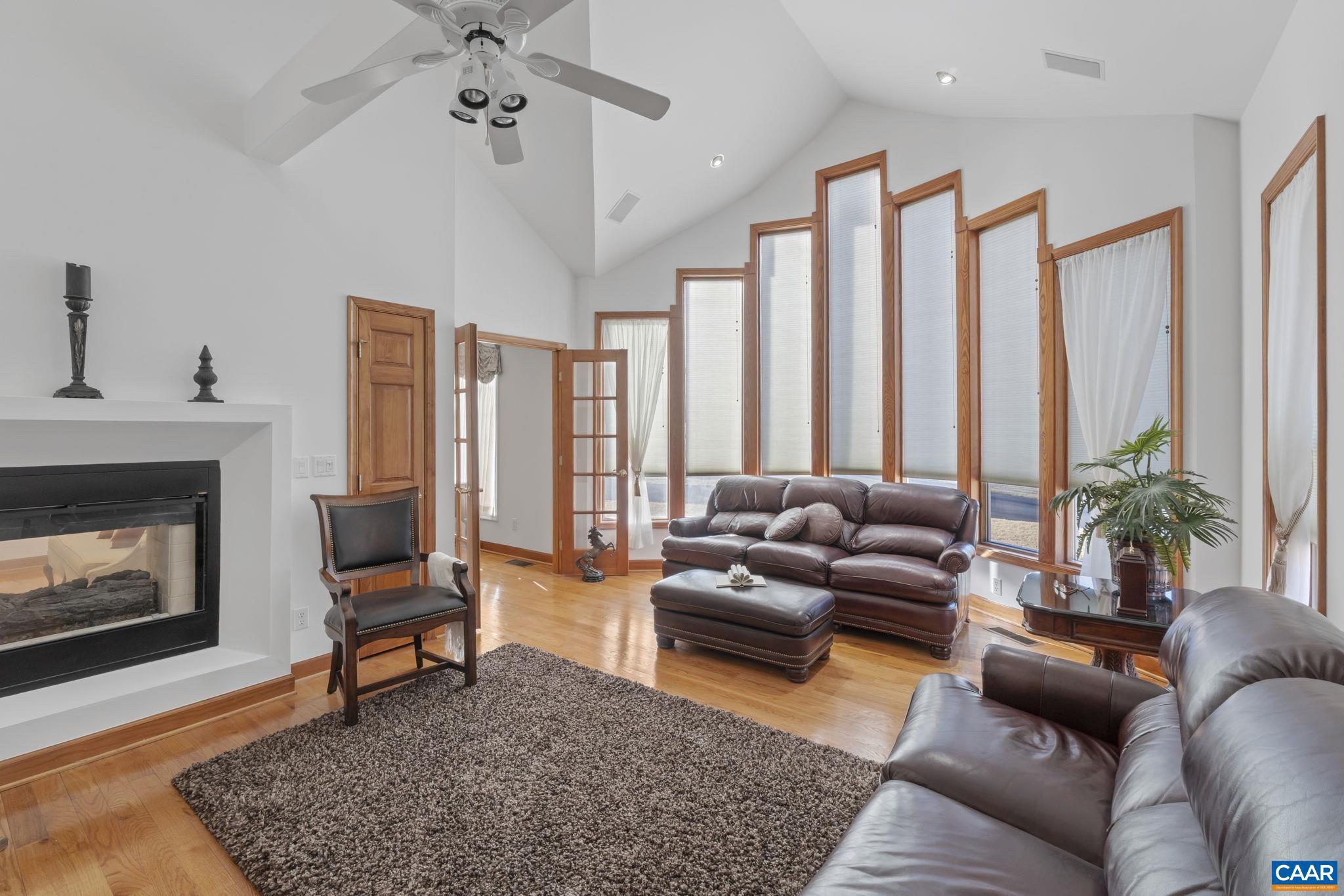 BROKEN ISLAND - Residential