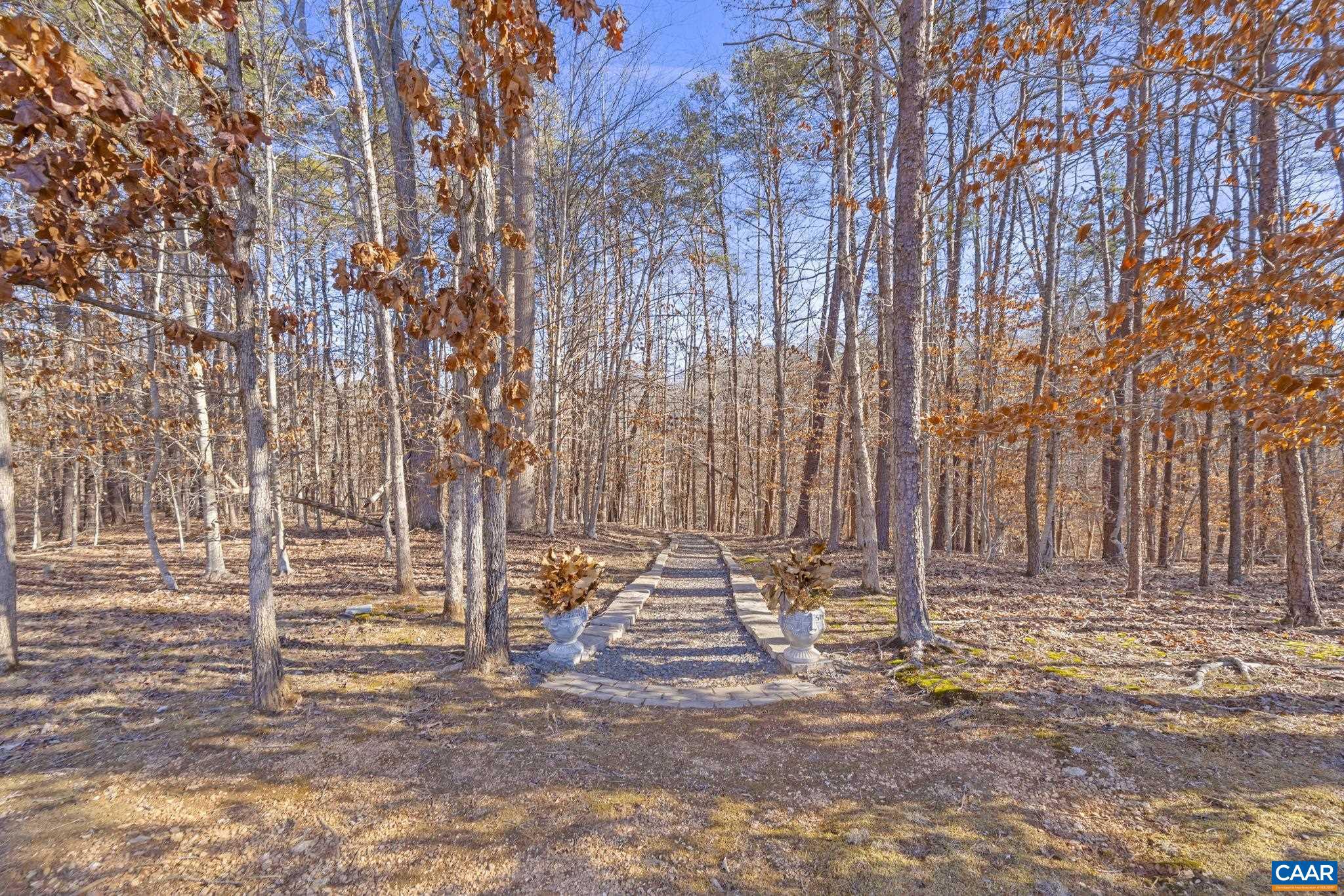 BROKEN ISLAND - Residential