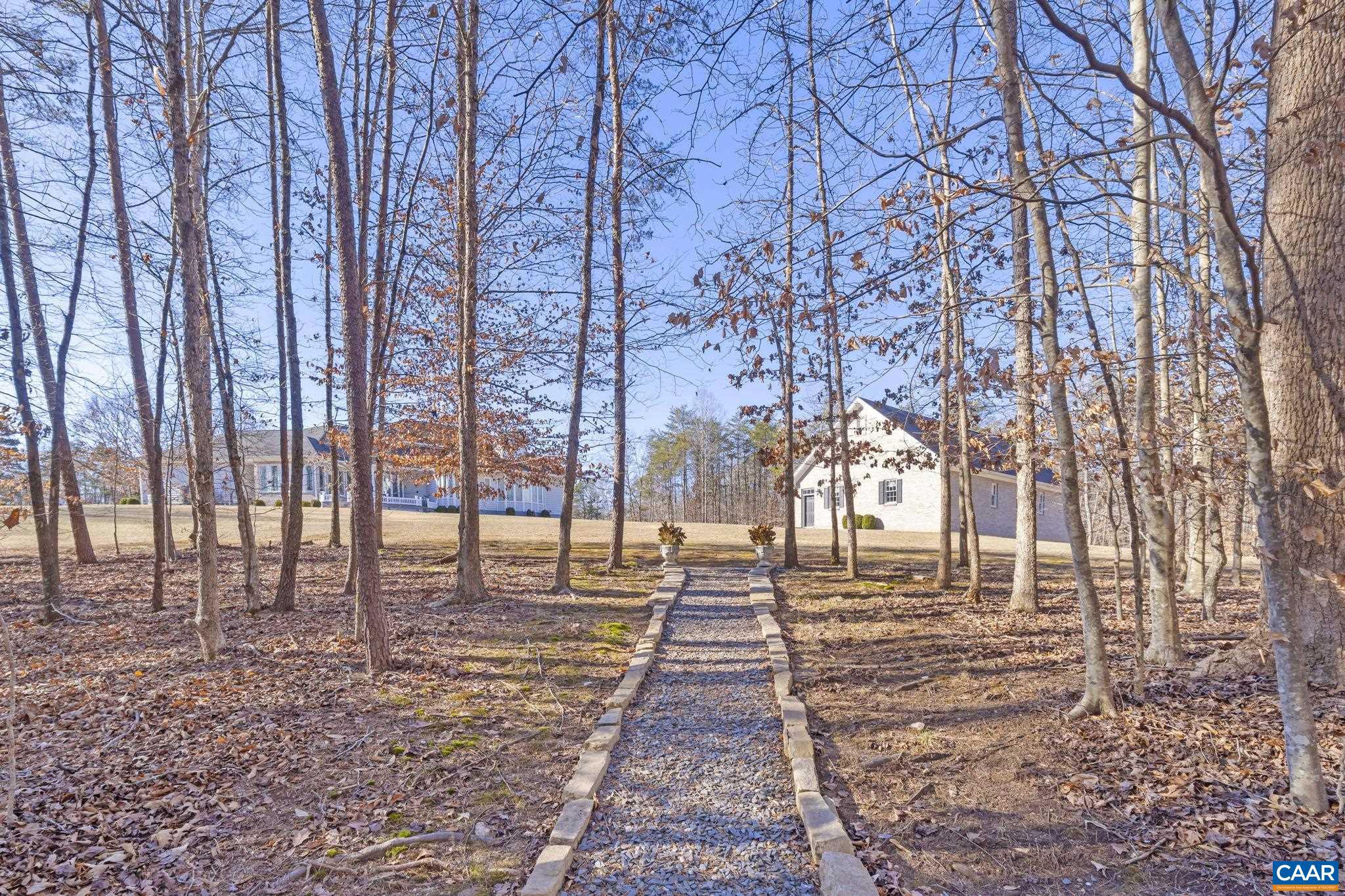 BROKEN ISLAND - Residential