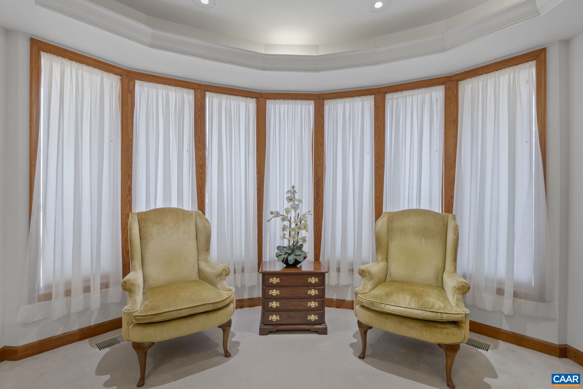 BROKEN ISLAND - Residential