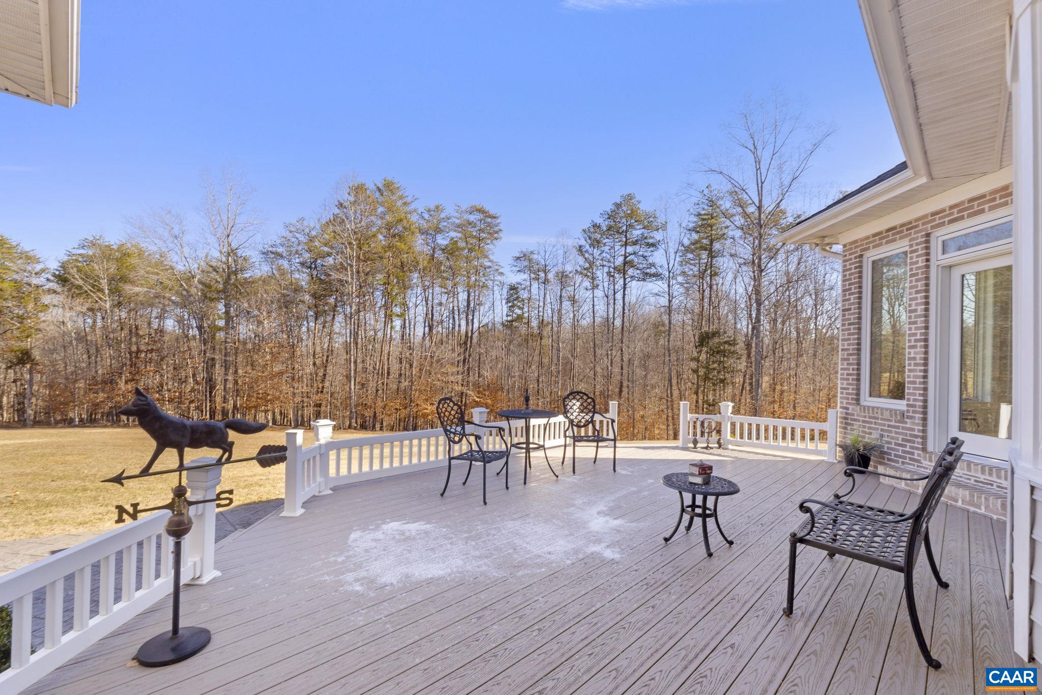 BROKEN ISLAND - Residential