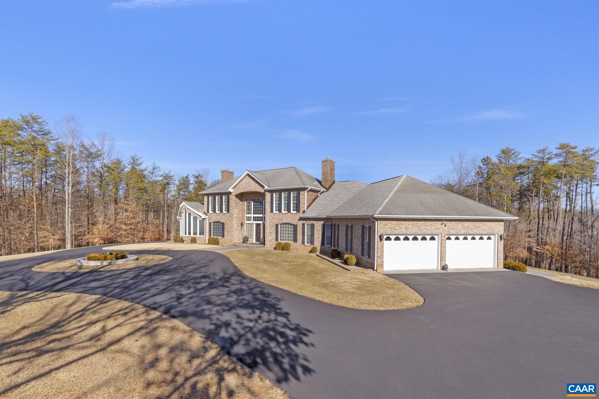 BROKEN ISLAND - Residential