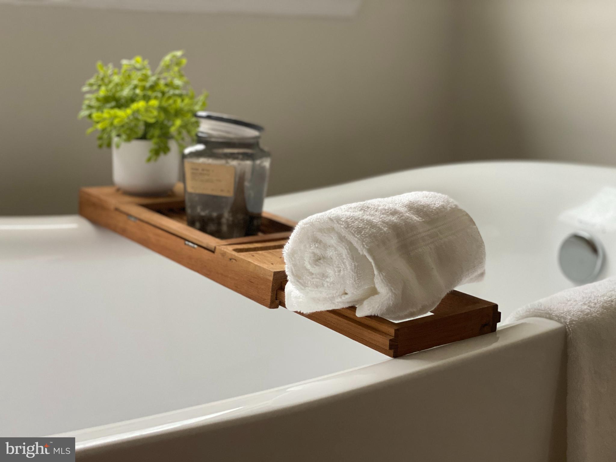 KINGS CREEK ESTATES - Residential