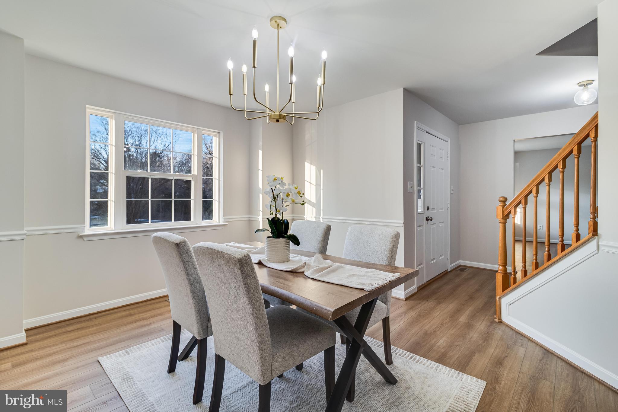 1041 KINGS CREEK DRIVE