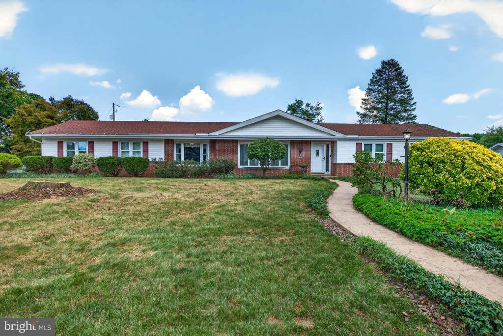 Photo of 1957 Geraldson Drive, LANCASTER, PA 17601 (MLS # PALA2093254)