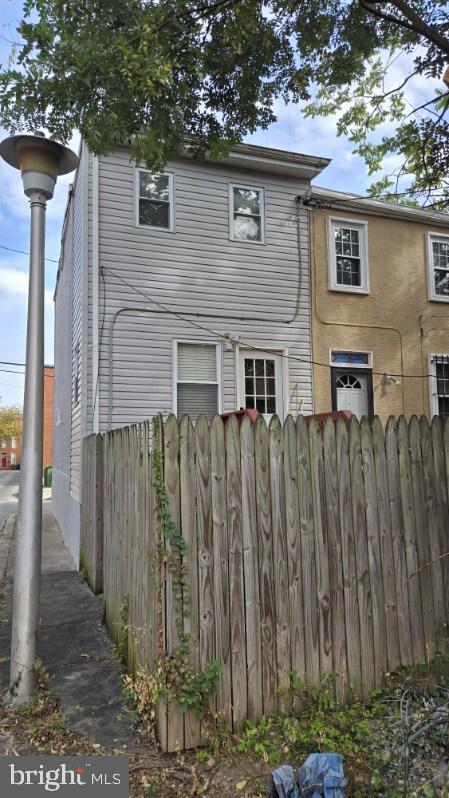WASHINGTON VILLAGE - Residential Lease