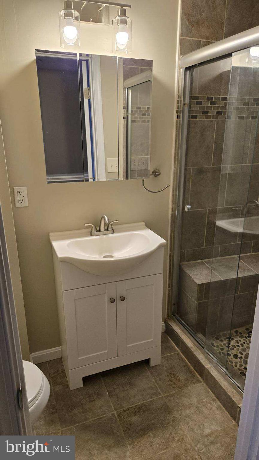 WASHINGTON VILLAGE - Residential Lease
