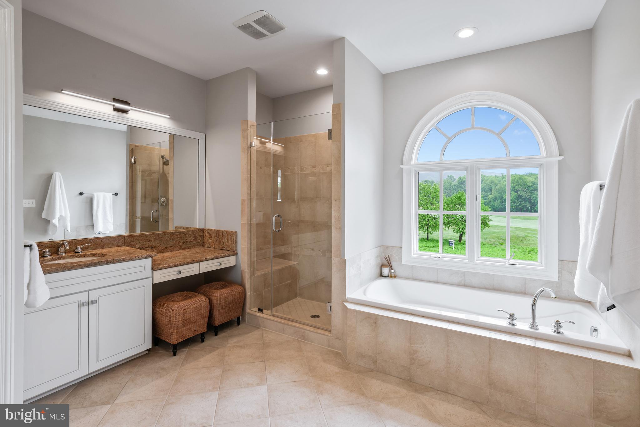 RASPBERRY FALLS - Residential