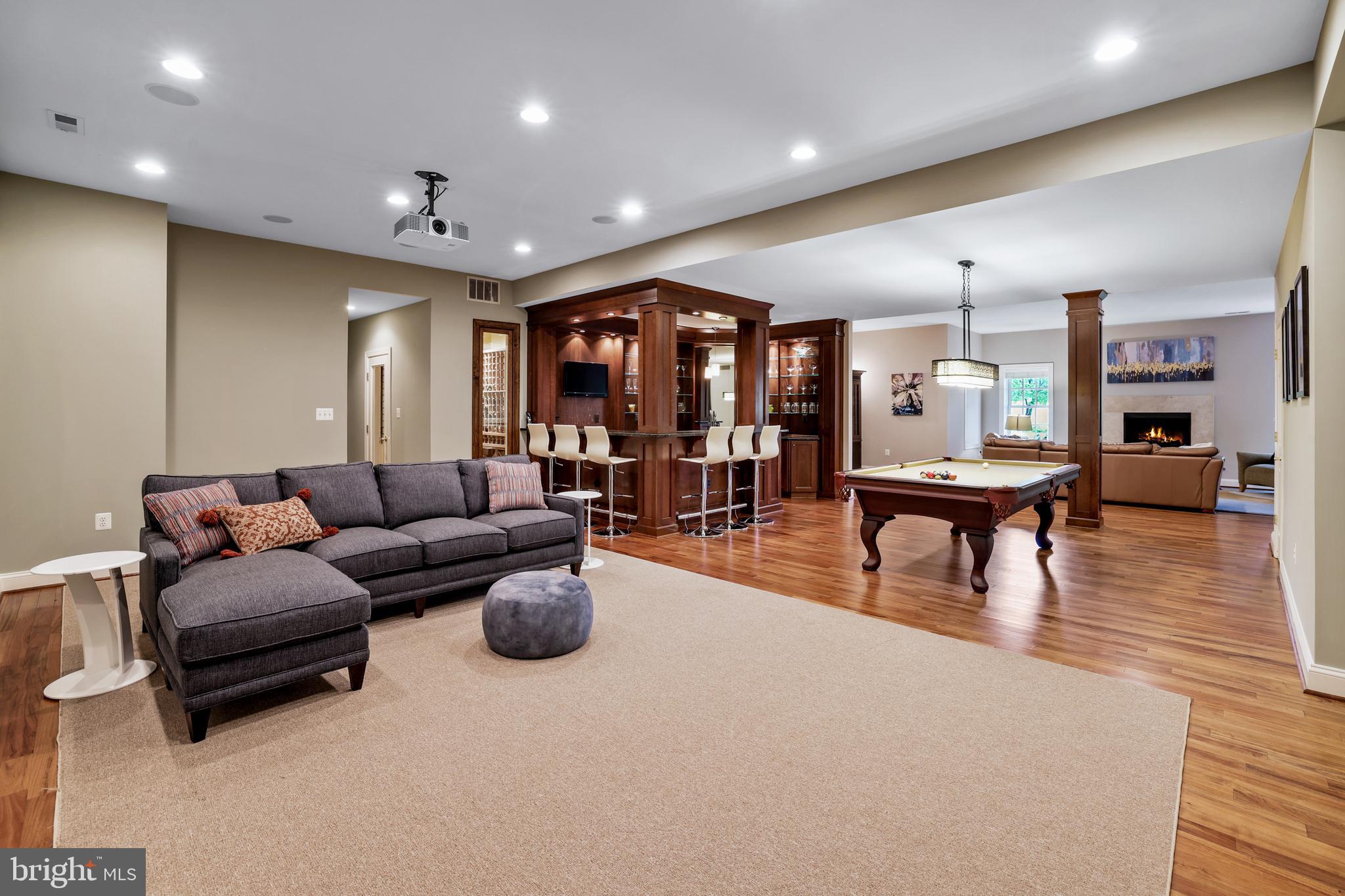 RASPBERRY FALLS - Residential