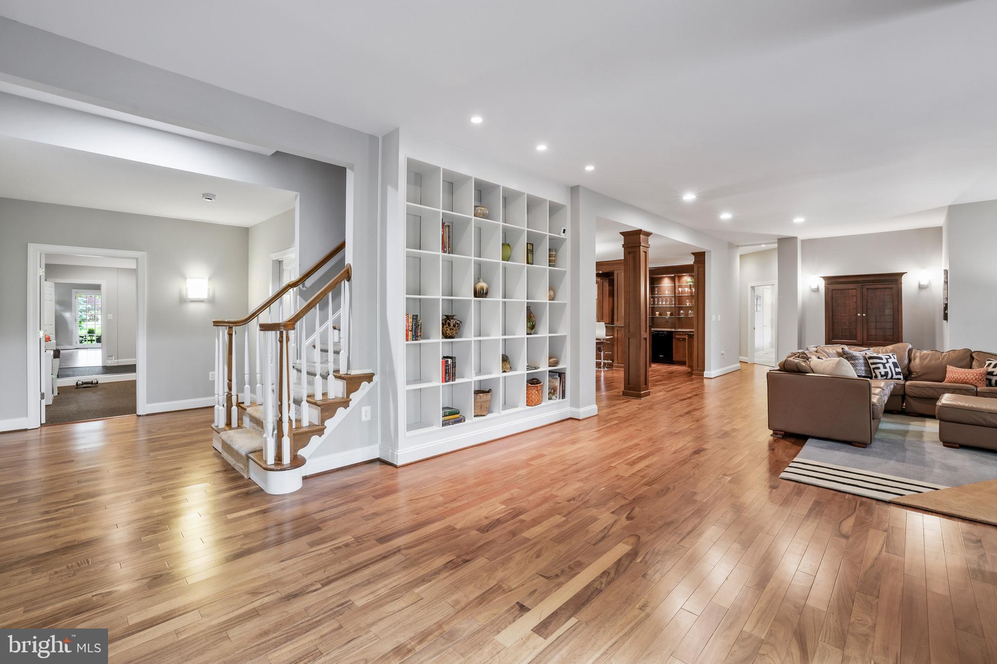 RASPBERRY FALLS - Residential