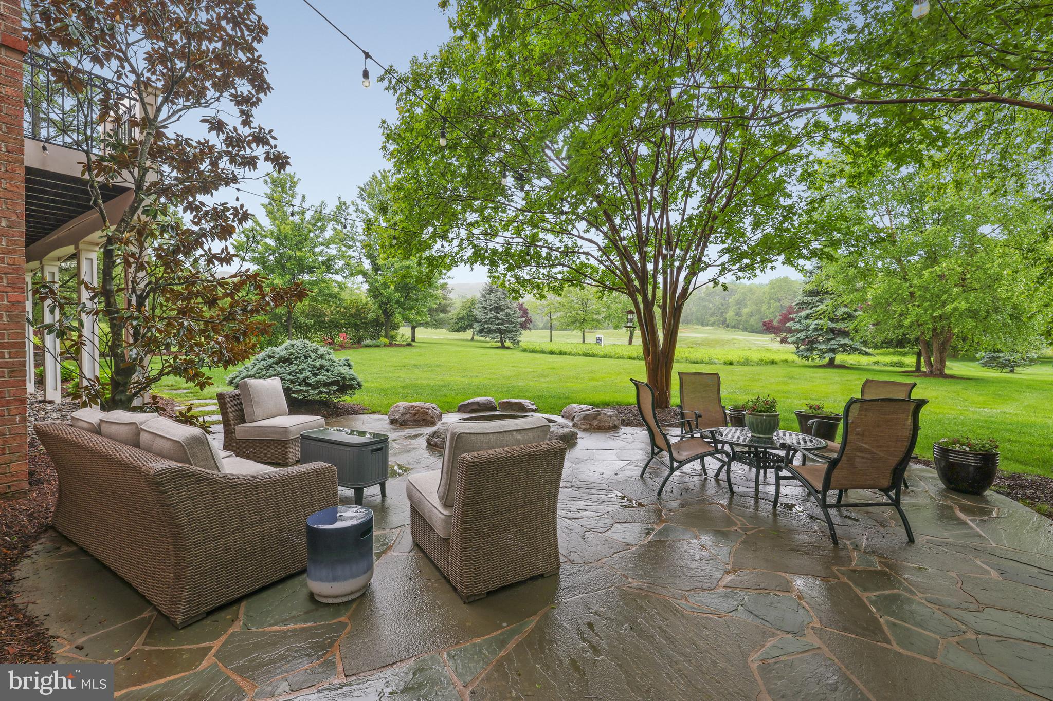 RASPBERRY FALLS - Residential