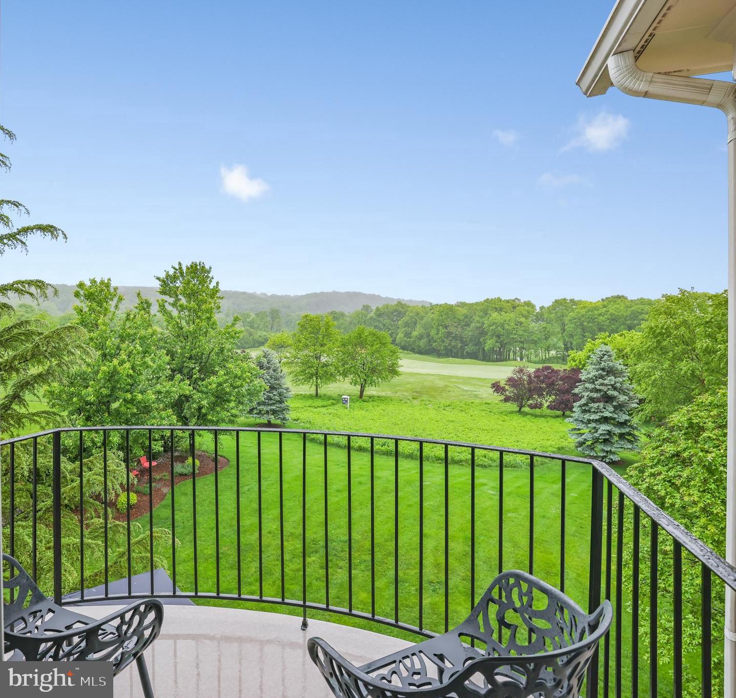 RASPBERRY FALLS - Residential