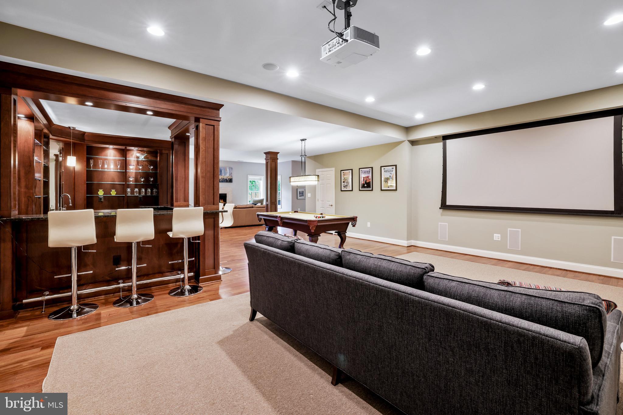 RASPBERRY FALLS - Residential