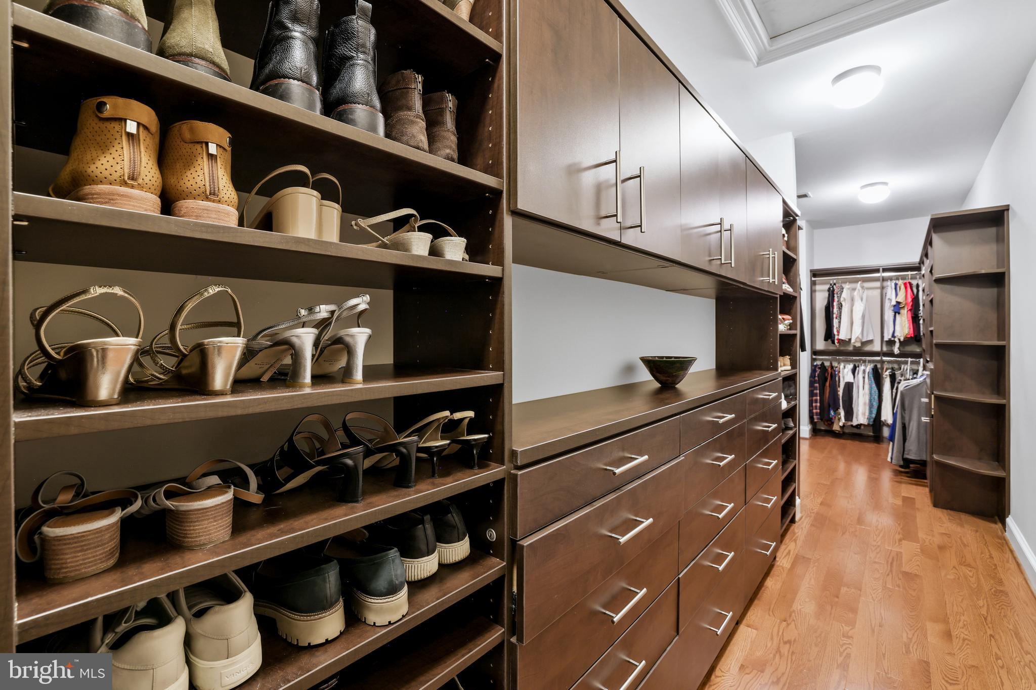 RASPBERRY FALLS - Residential