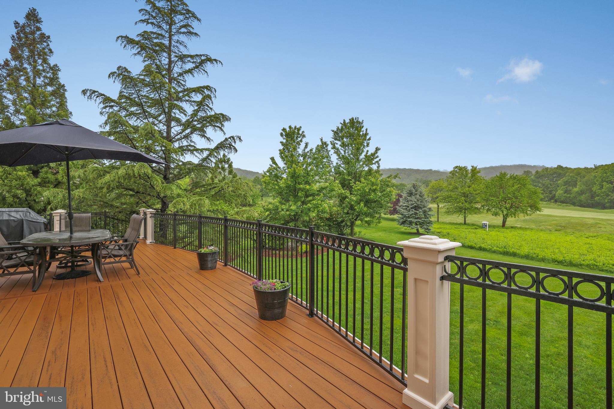 RASPBERRY FALLS - Residential