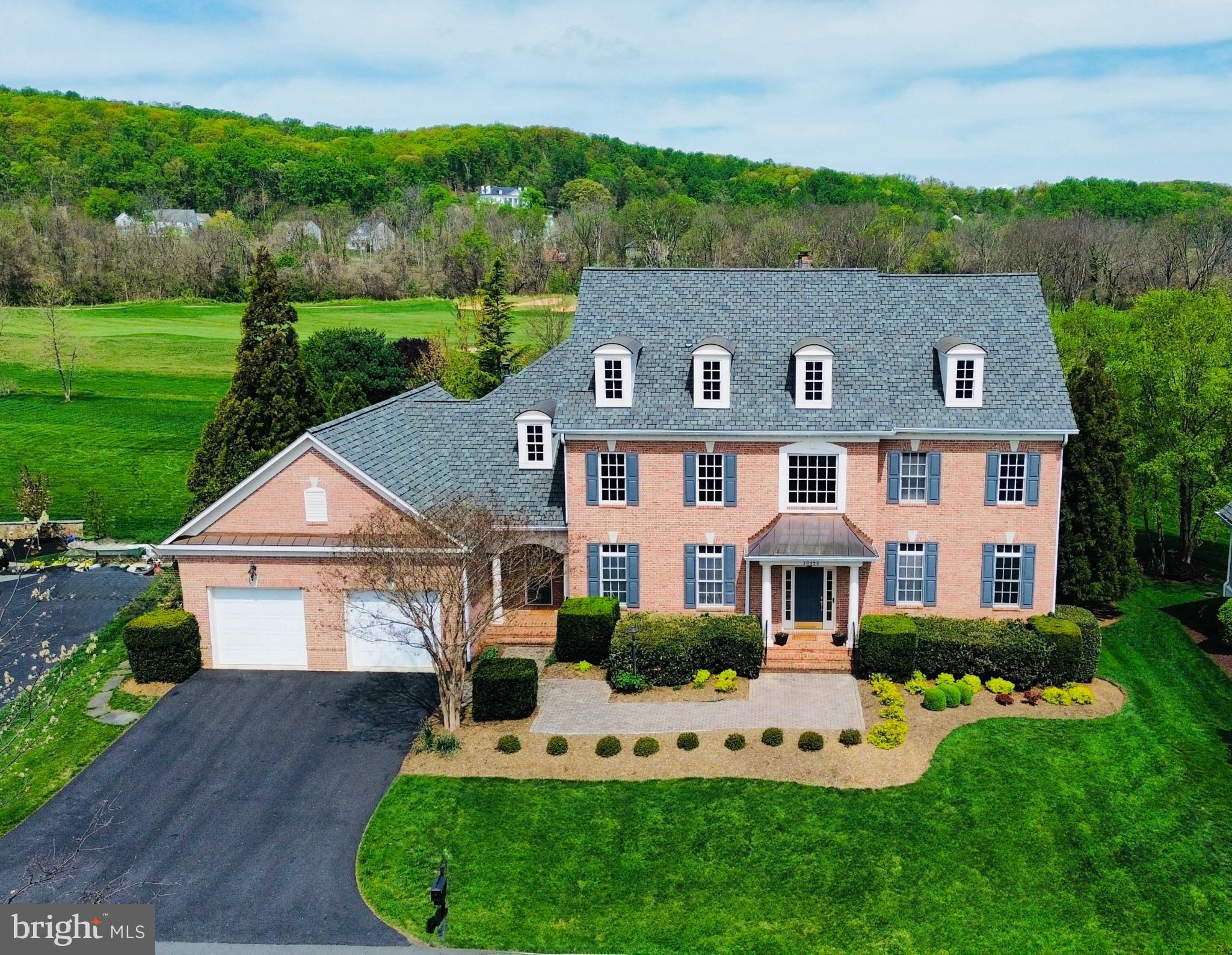 RASPBERRY FALLS - Residential