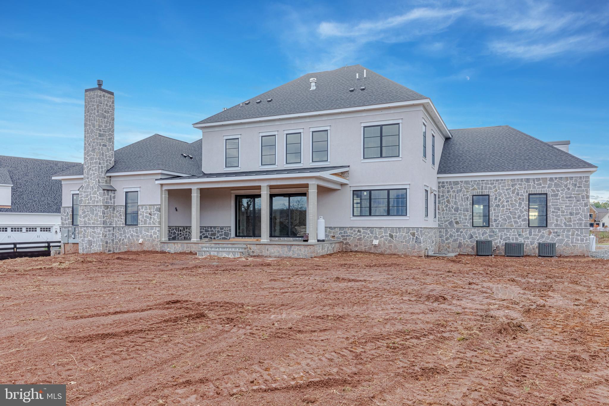 CREIGHTON FARMS - Residential