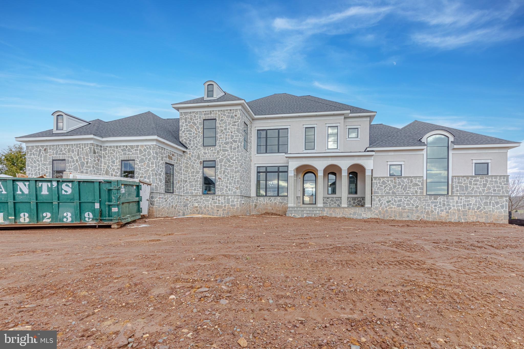 CREIGHTON FARMS - Residential