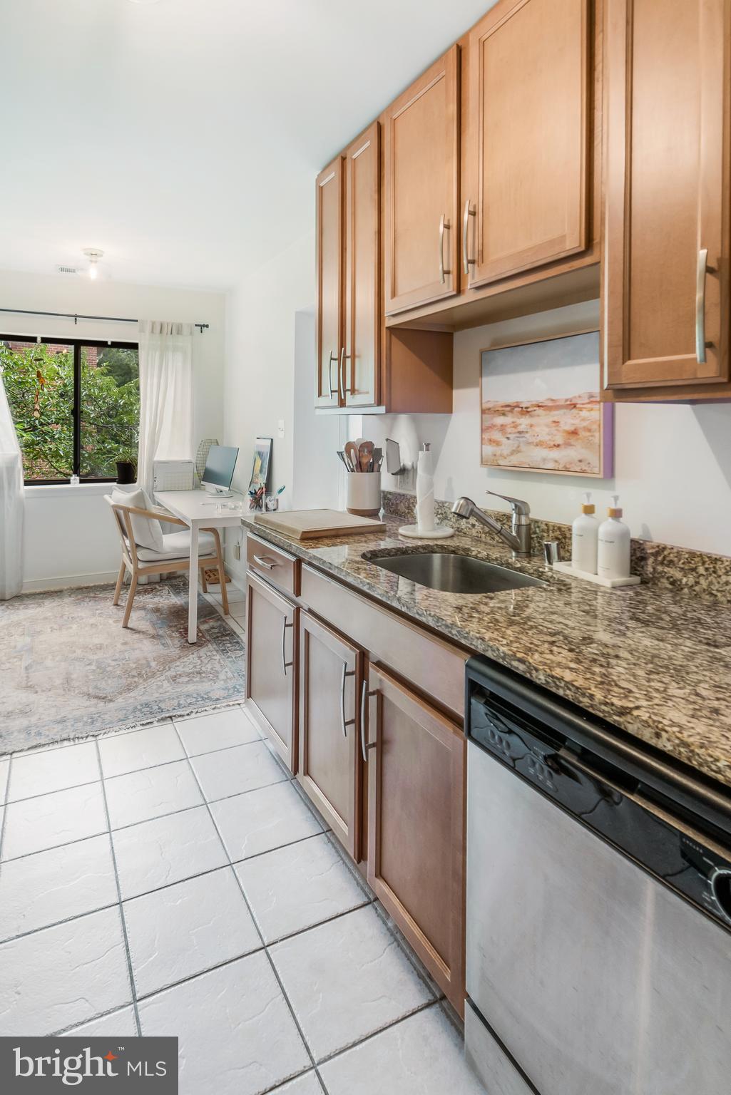 NORTH GREEN CONDOMINIUMS - Residential