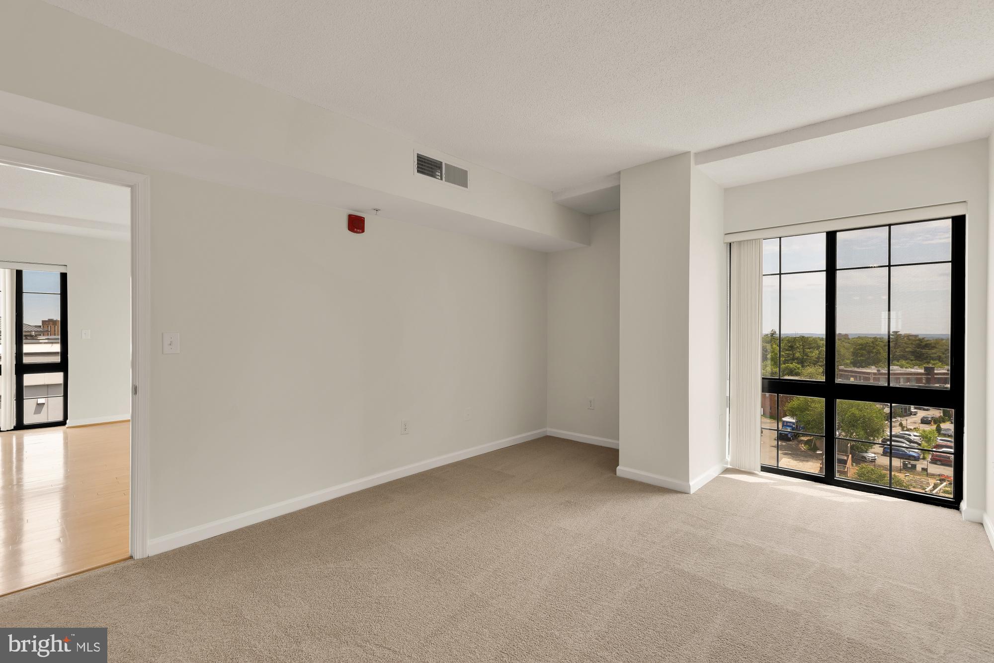 SILVER SPRING - Residential