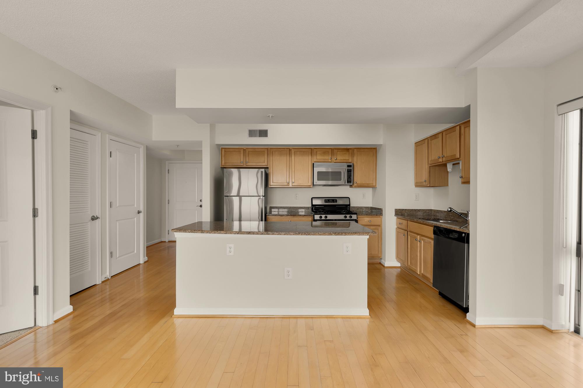SILVER SPRING - Residential