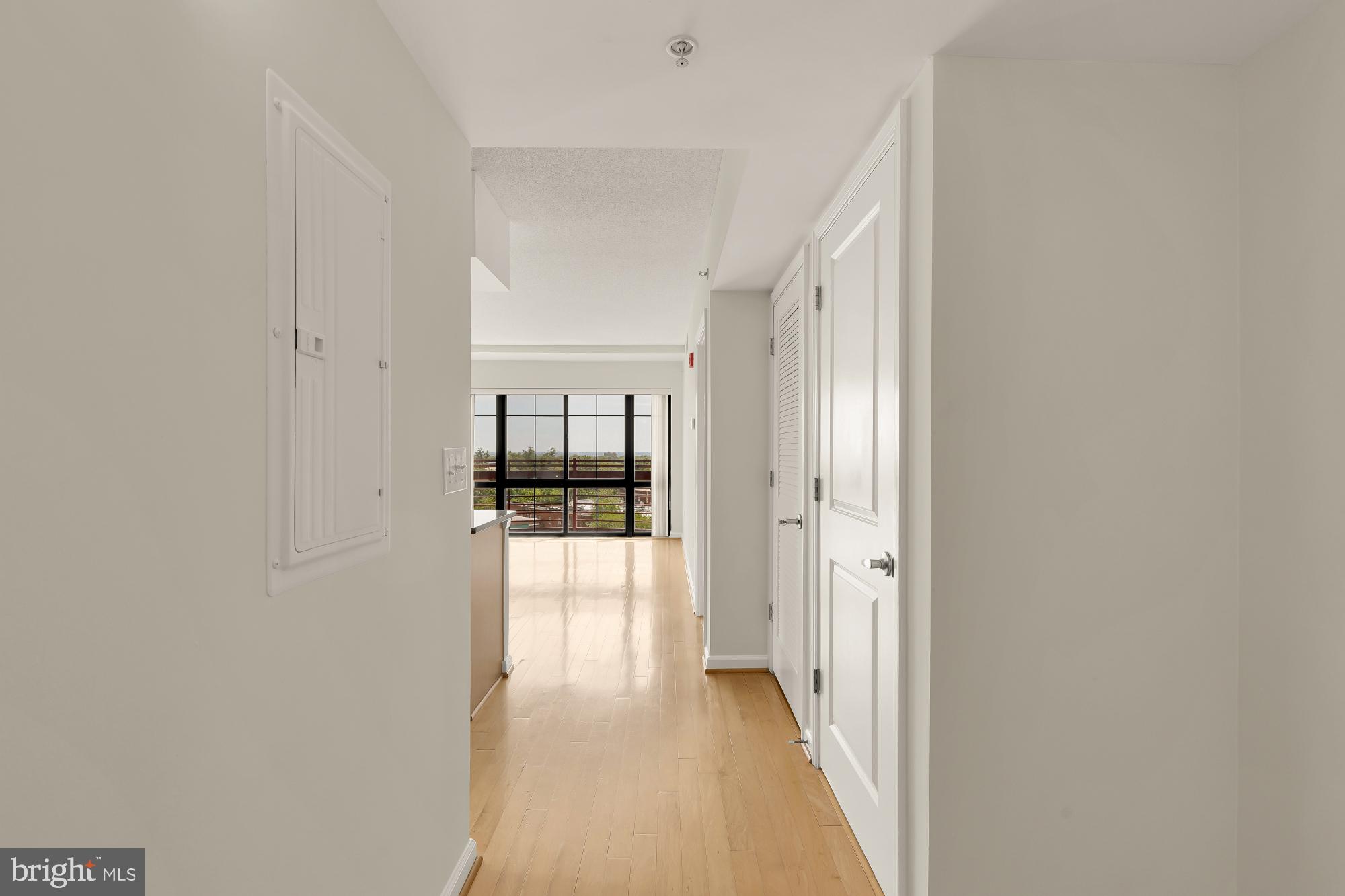 SILVER SPRING - Residential
