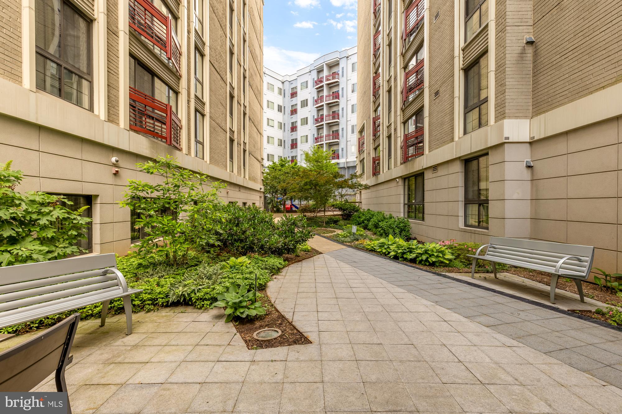 SILVER SPRING - Residential