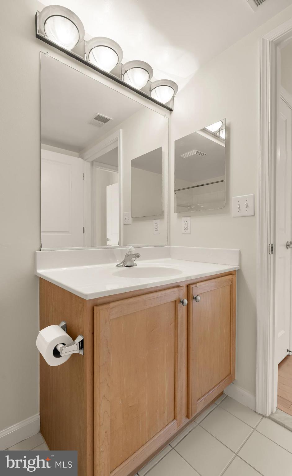 SILVER SPRING - Residential