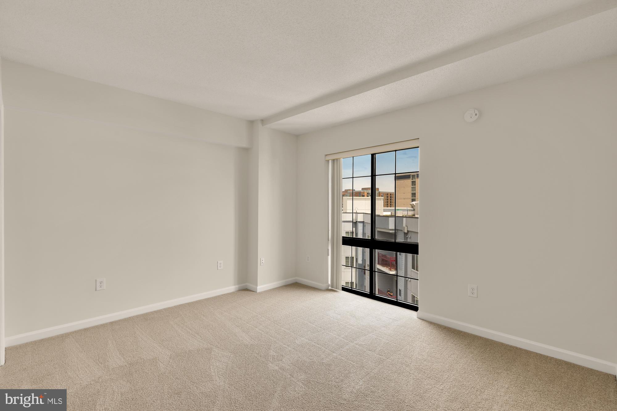 SILVER SPRING - Residential