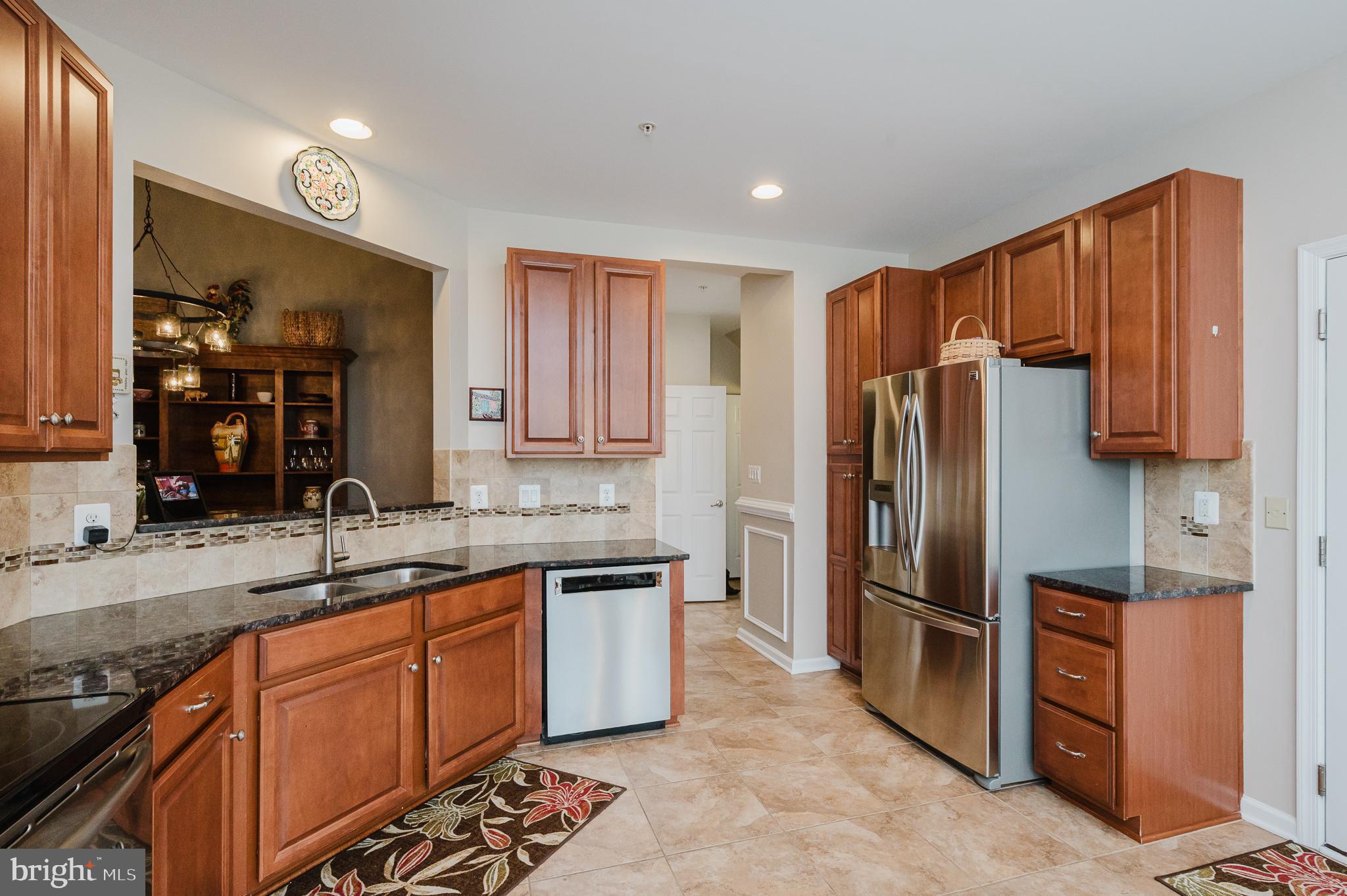 FALLSTON COMMONS - Residential