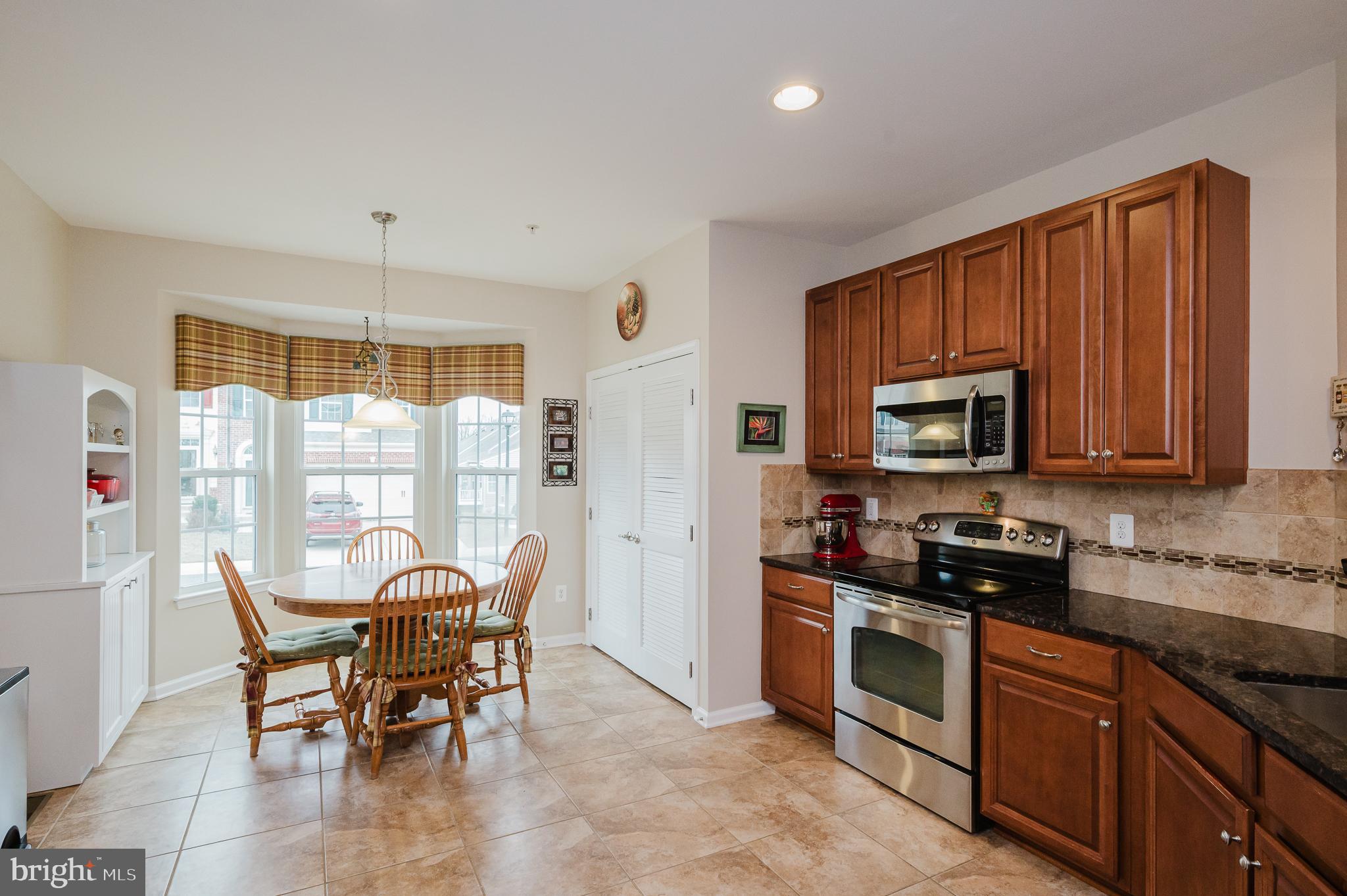 FALLSTON COMMONS - Residential