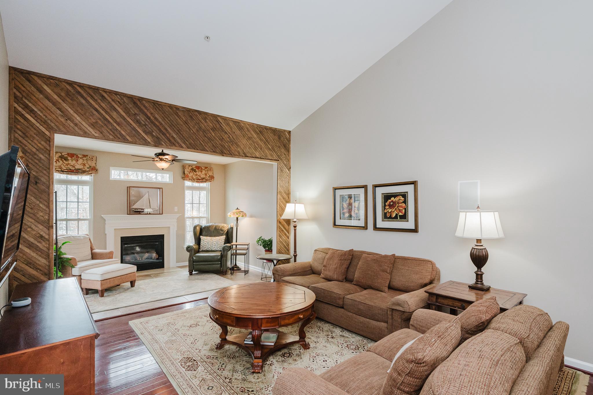 FALLSTON COMMONS - Residential