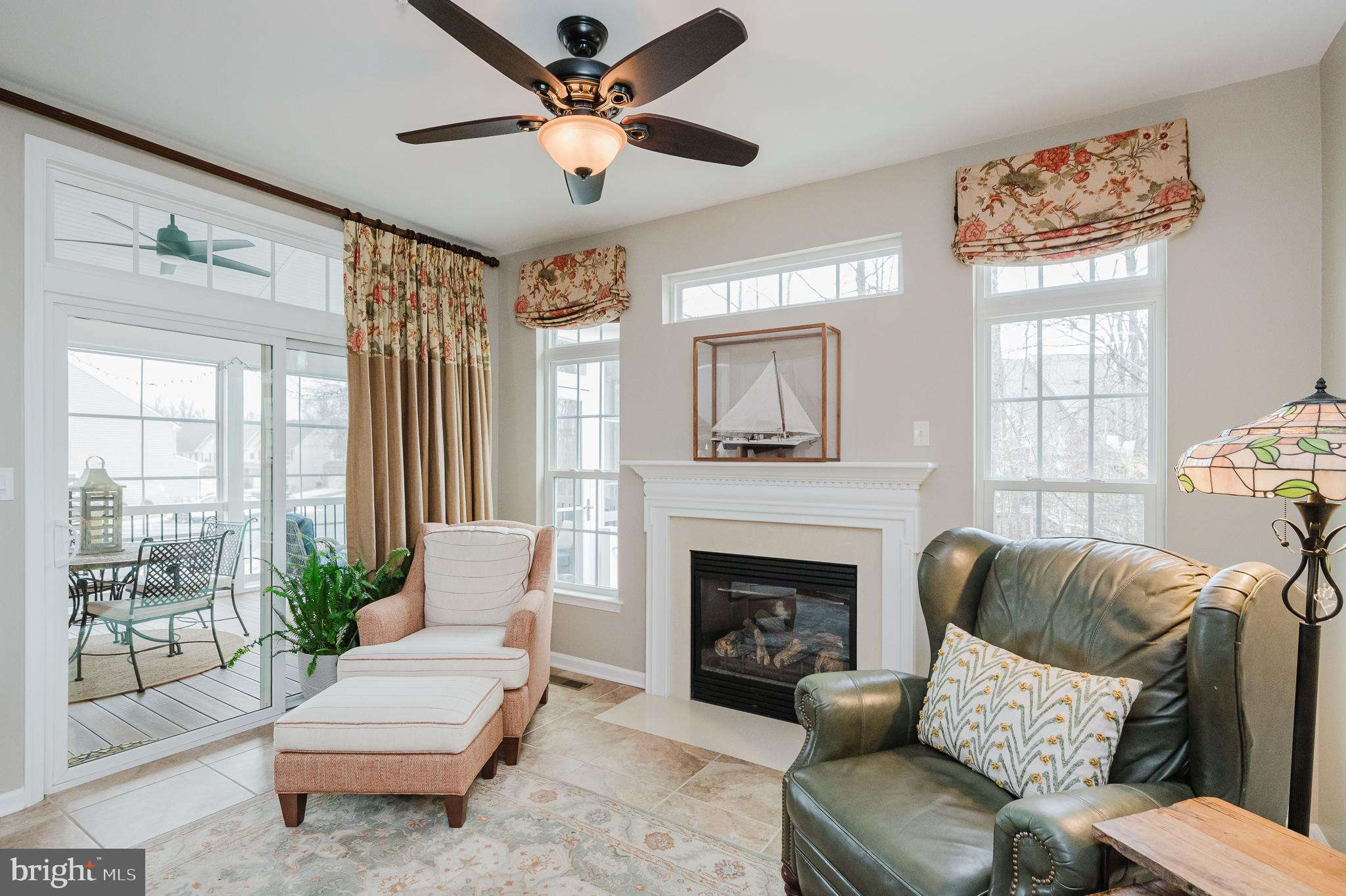 FALLSTON COMMONS - Residential